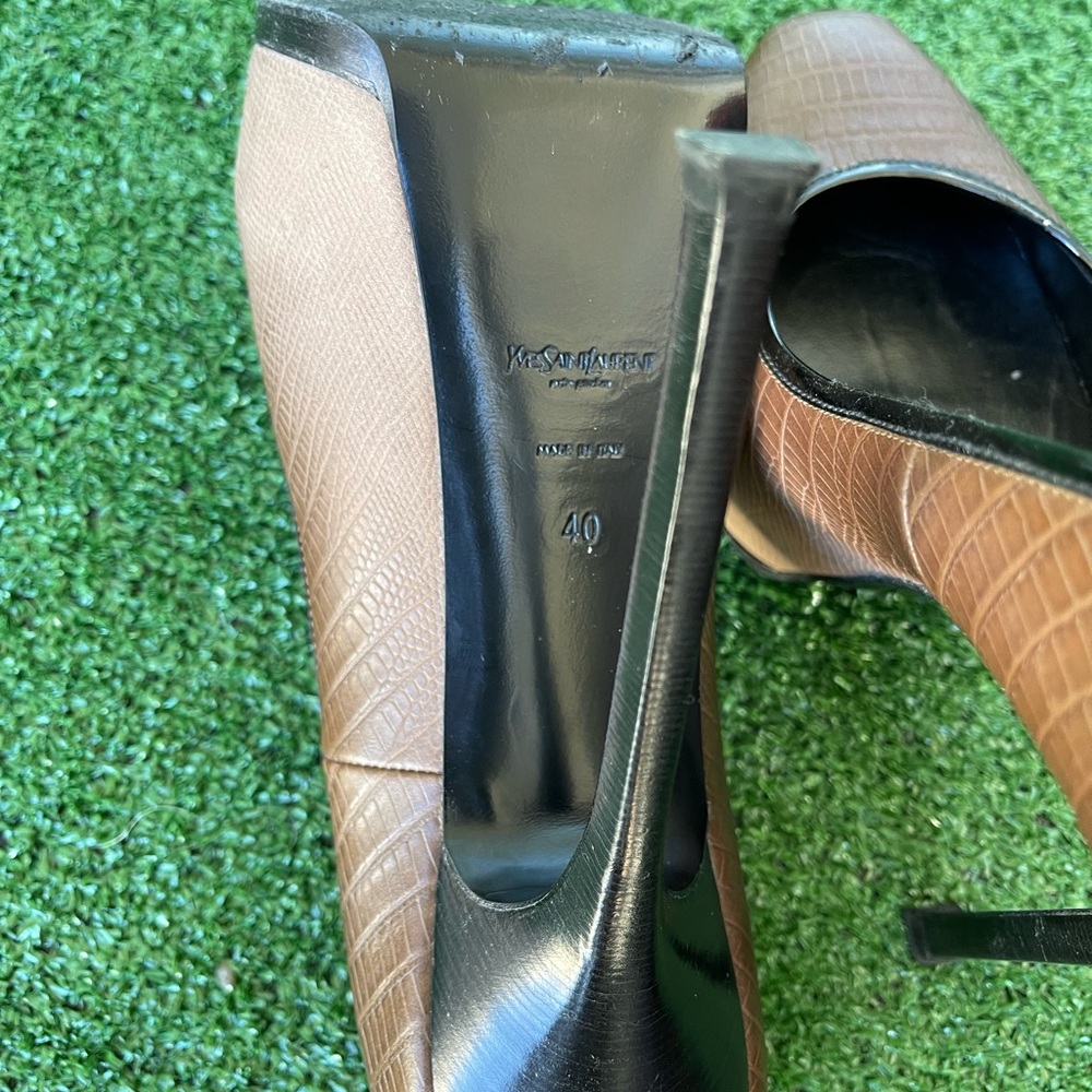 Yves Saint Laurent heels size 9.5 - Picture 6 of 11